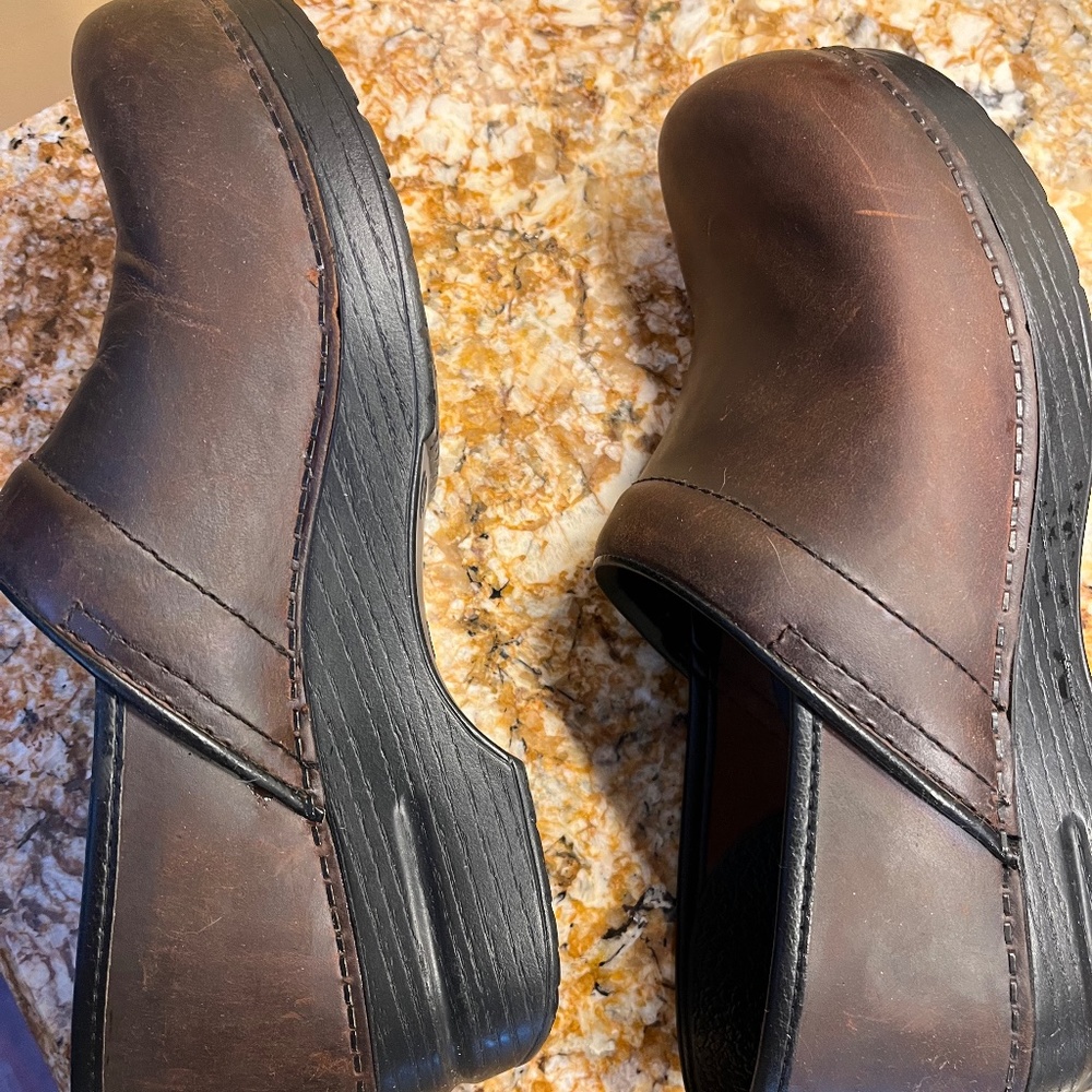 Dansko clogs 40